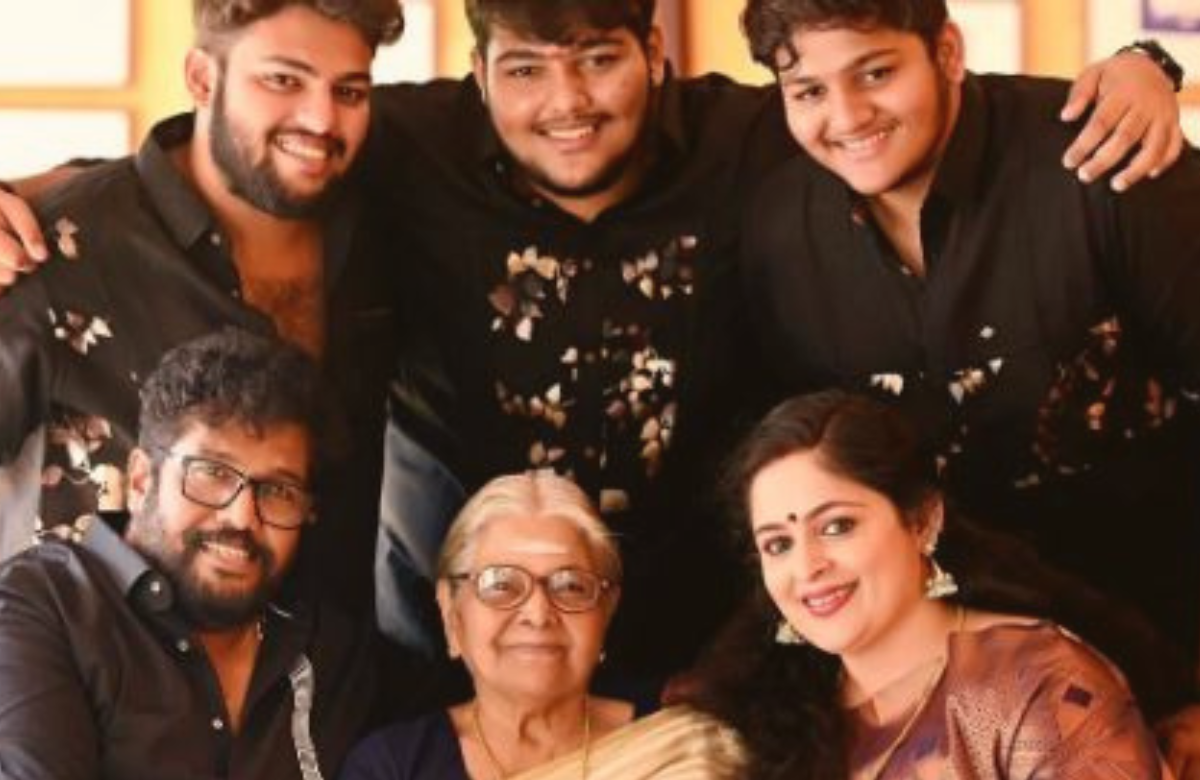 shaji kailas son